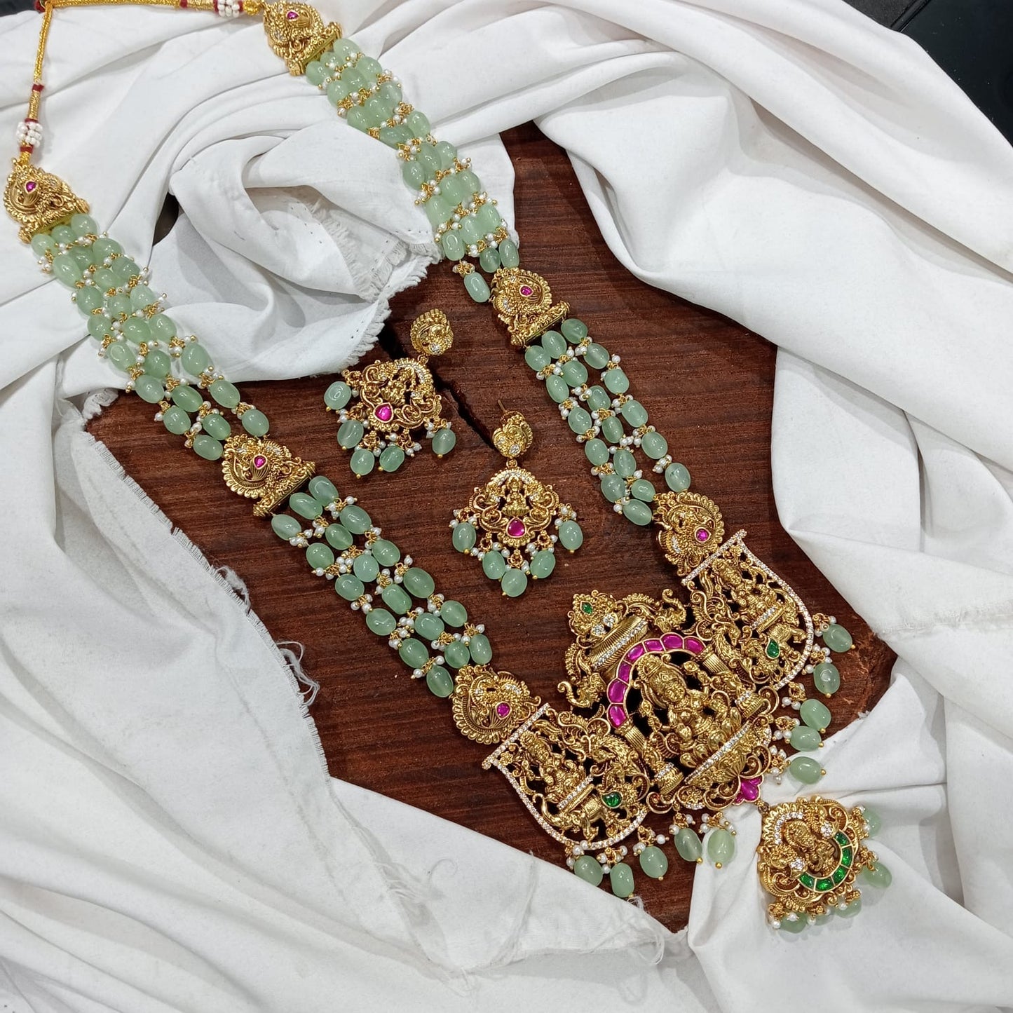 Premium green beads Lakshmi haram