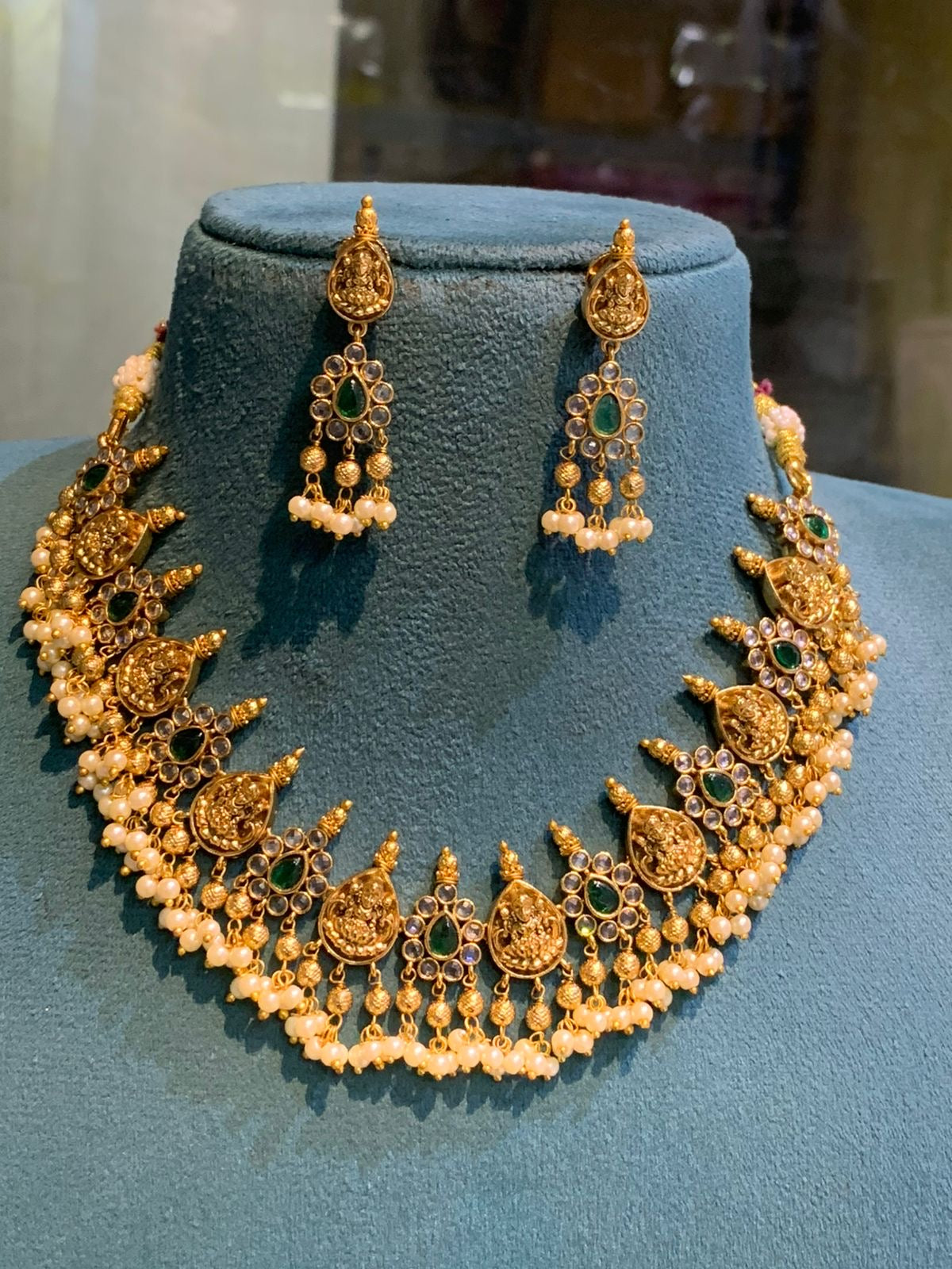 Premium Lakshmi pearl necklace