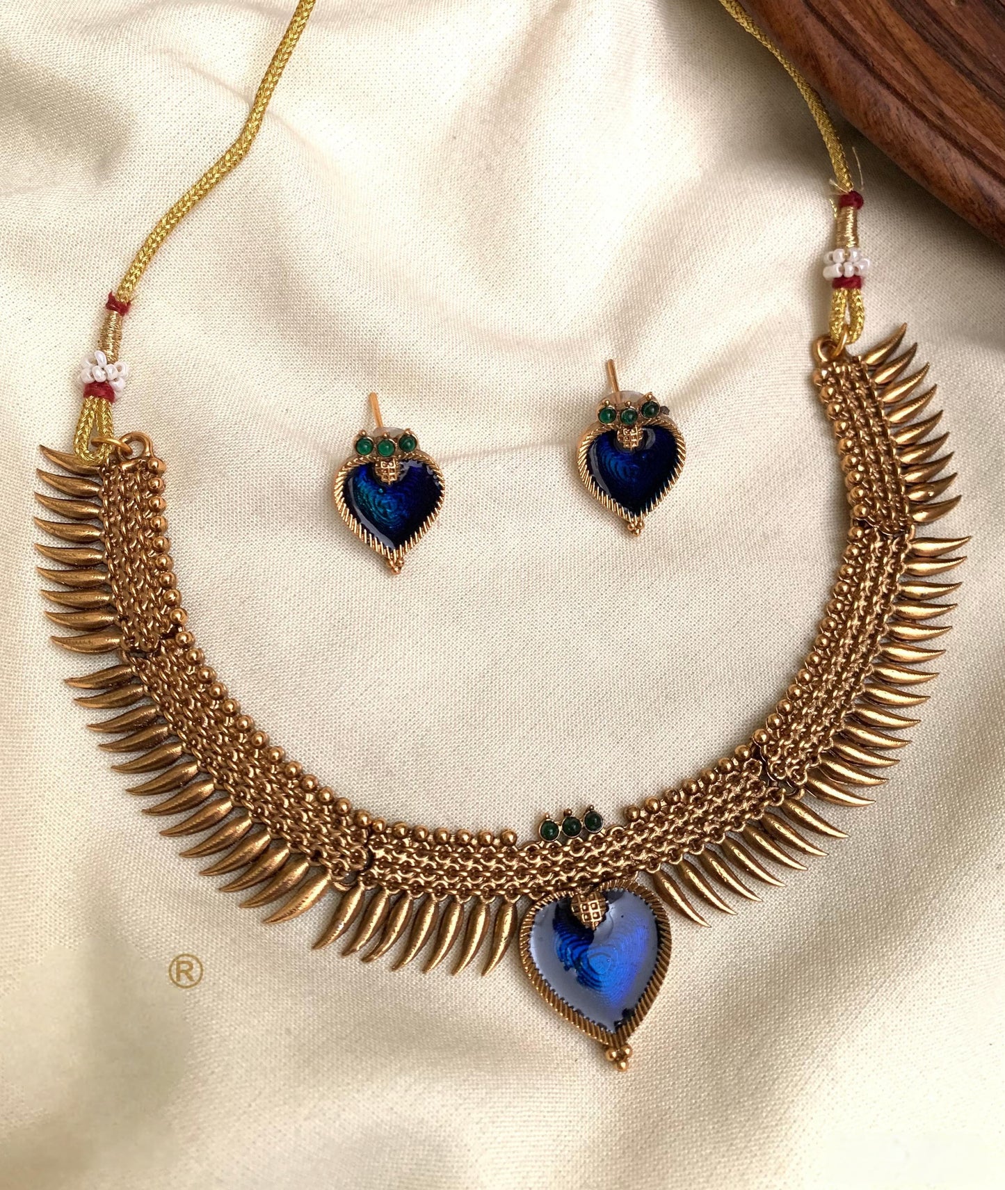 Premium pichipoo gold like necklace