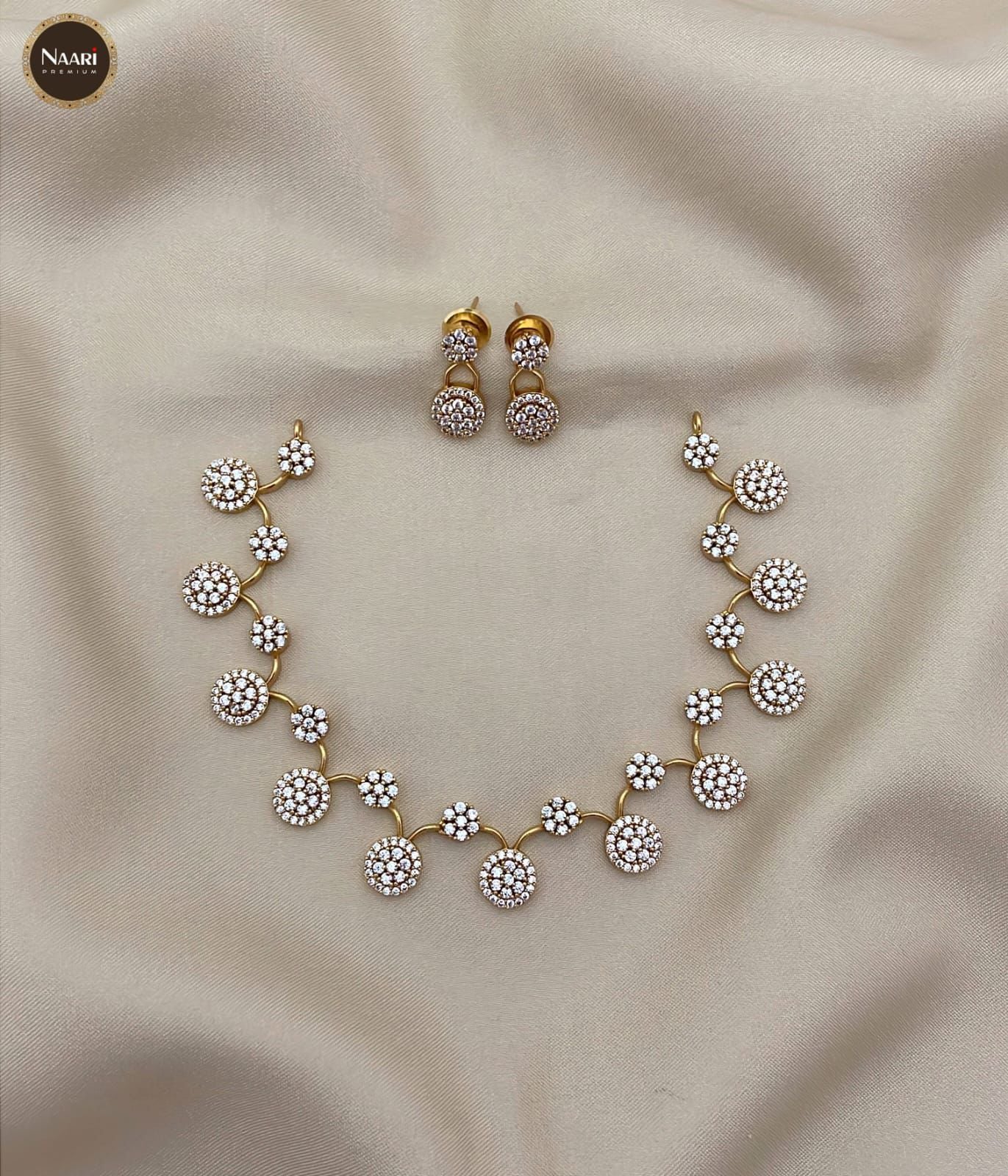 Premium luxury American diamond necklace