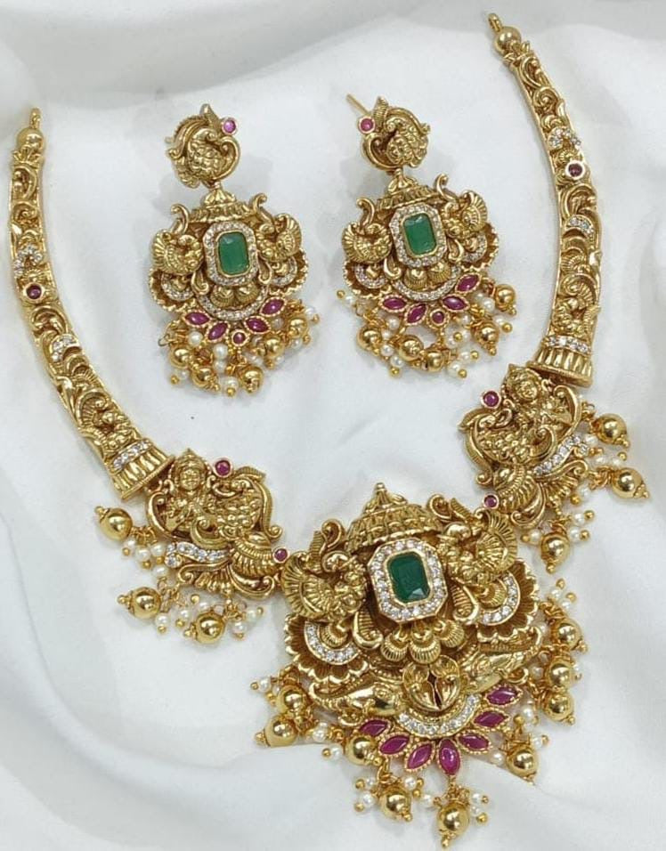 Premium kempstone Kanti necklace set