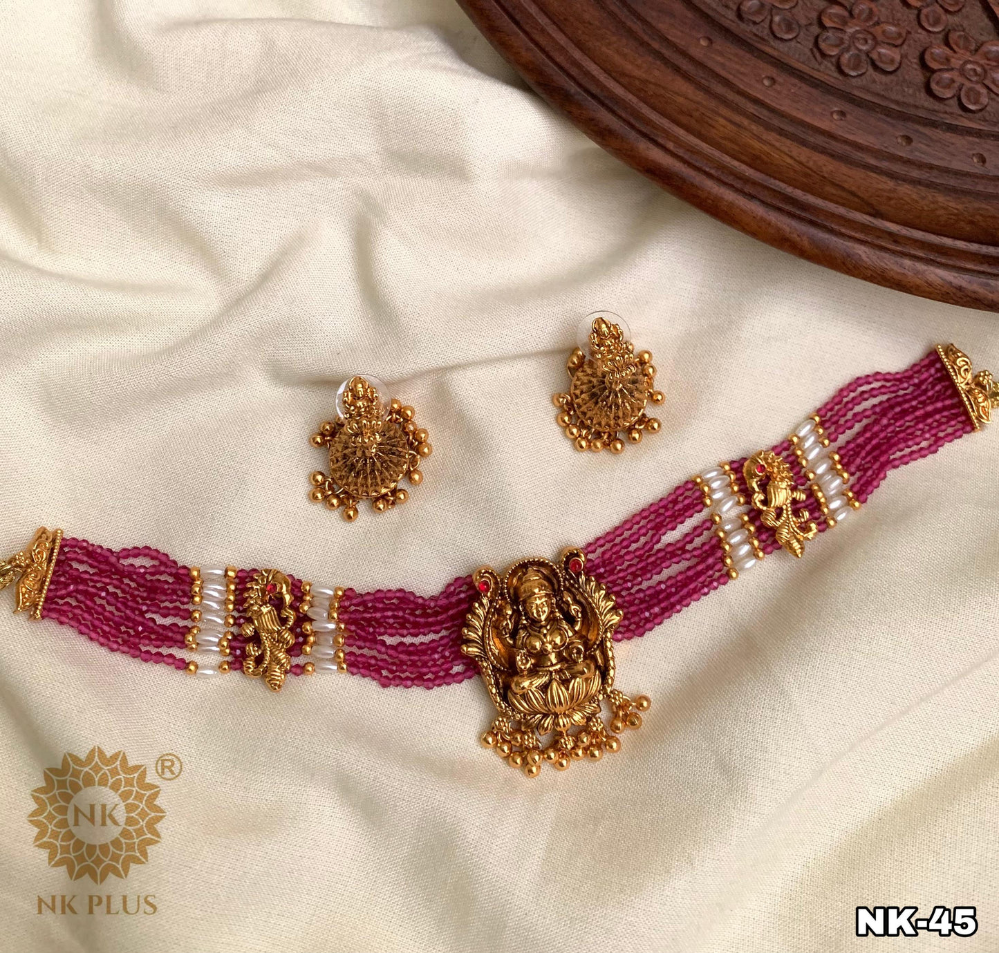 Premium onyx beads Lakshmi choker- elite buyers