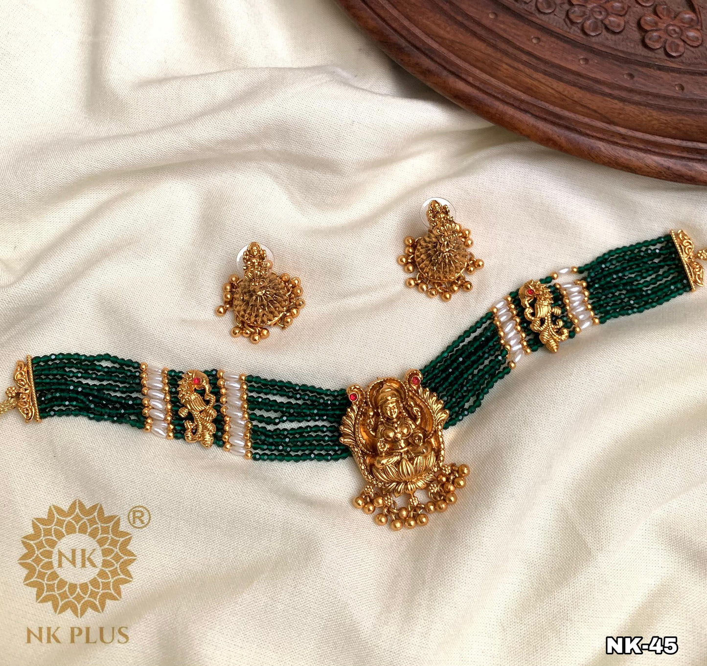 Premium onyx beads Lakshmi choker- elite buyers