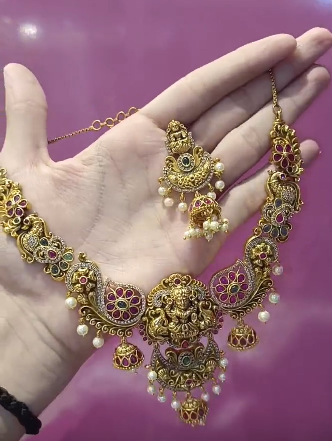 Premium Lakshmi Nagas kemp Jumka necklace set