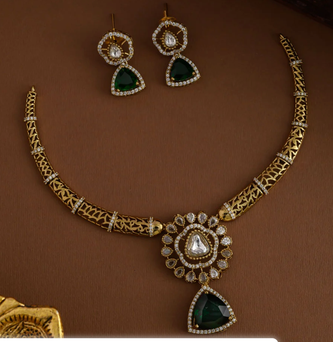 Manasilayo hasili necklace