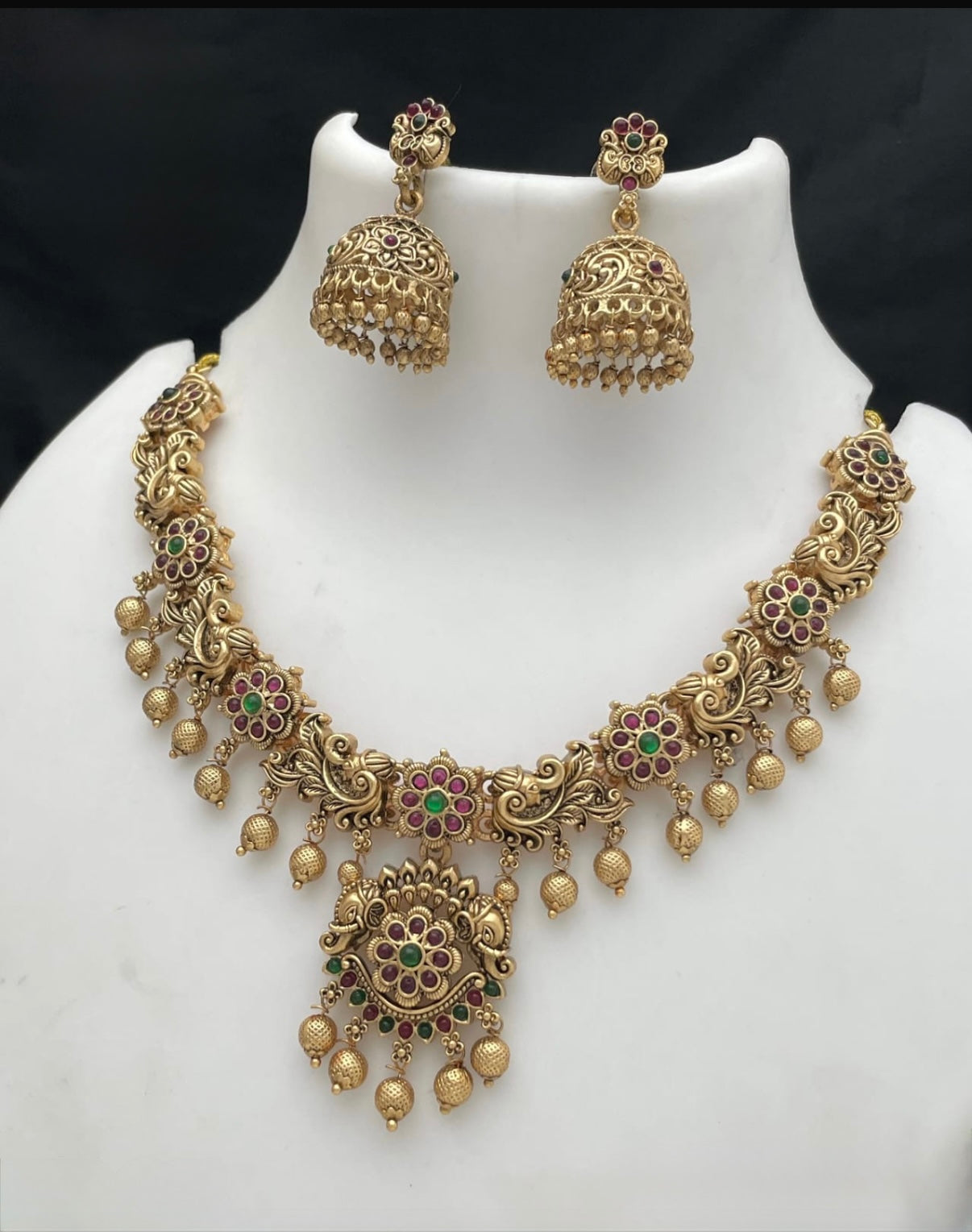 Premium peacock antique finish necklace