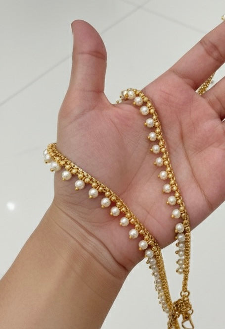 Premium minimalist pearl hipbelt