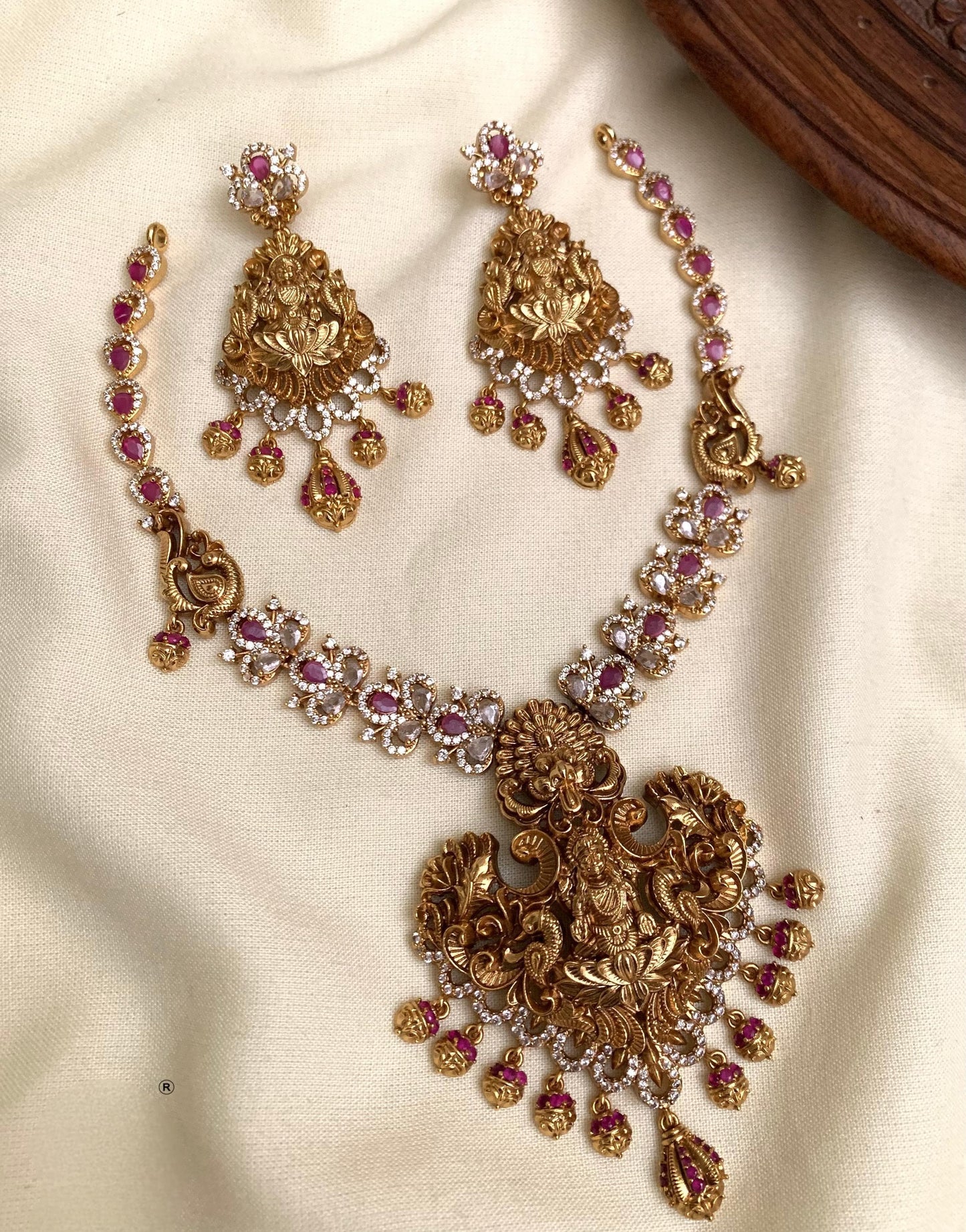 Premium bridal luxury Lakshmi necklace