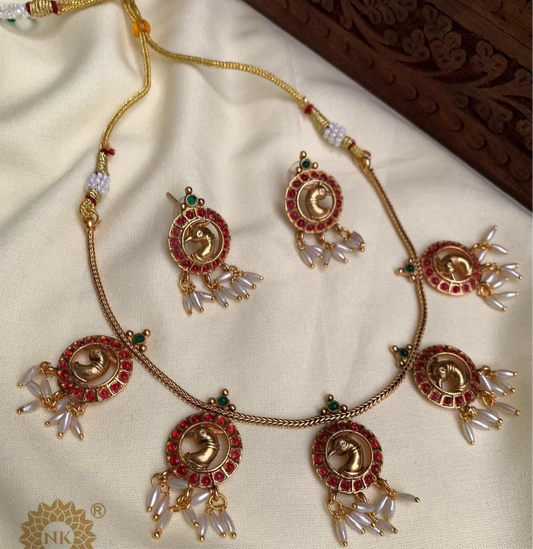 Premium peacock kemp stone pearl necklace