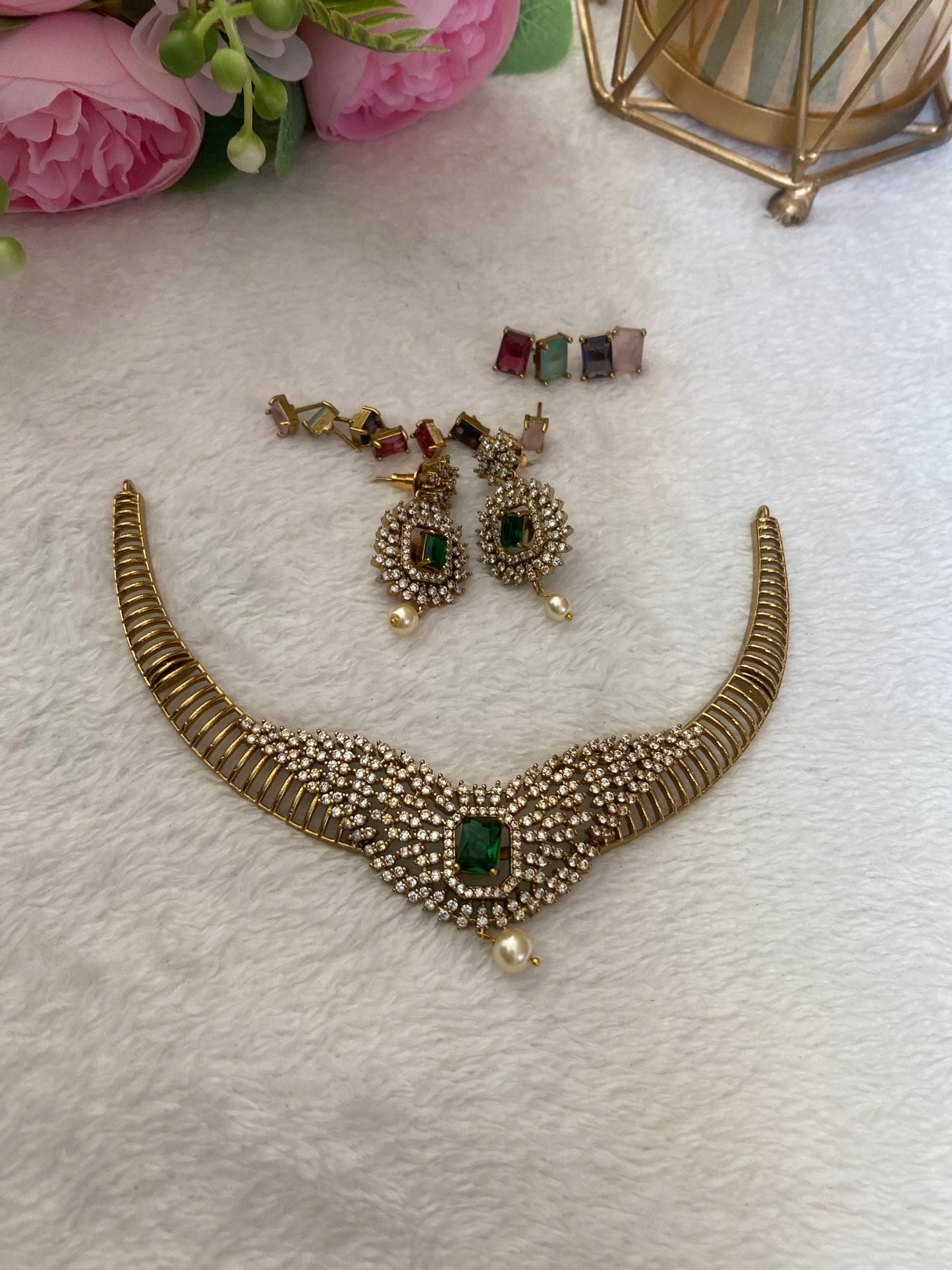 Premium diamond stylish necklace - color customisable