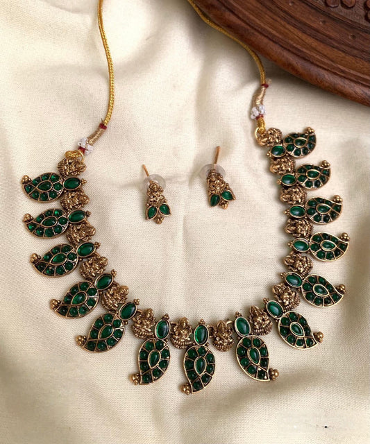 Premium green manga kemp necklace