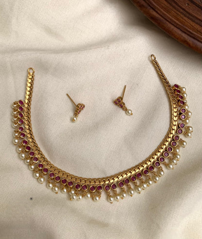 Premium kemp stone Pearl necklace