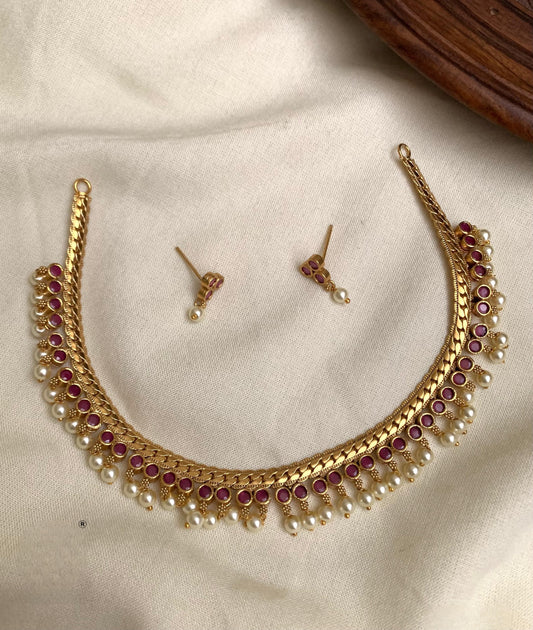 Premium kemp stone Pearl necklace