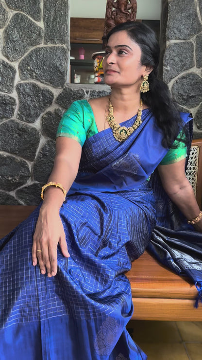 Premium antique finish peacock Lakshmi haram