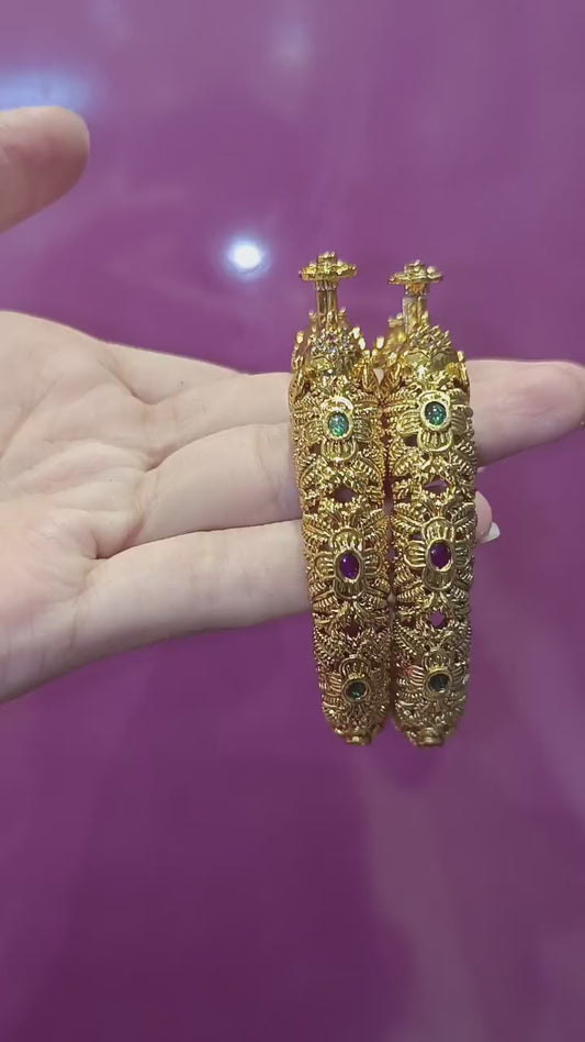 Premium kemp stone kada bangles